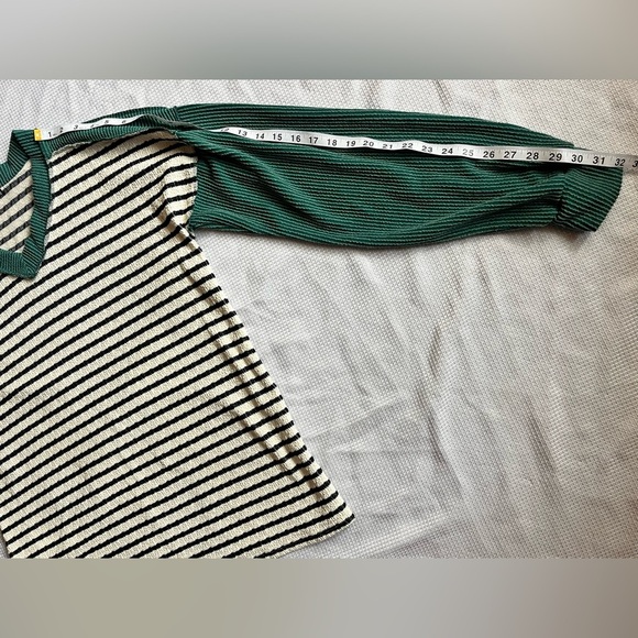 Heimish U.S.A. Women’s Long Sleeve Urban Ribbed Striped V-Neck Top 2X - Picture 8 of 12